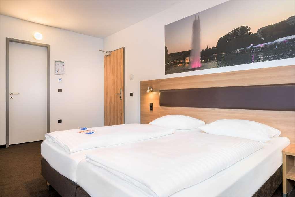 שטוטגרט Novum Hotel Bruy חדר תמונה