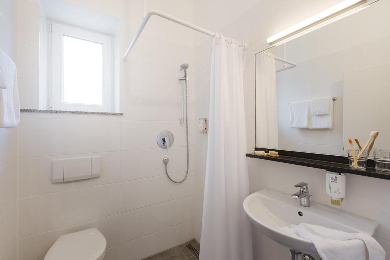 שטוטגרט Novum Hotel Bruy מראה חיצוני תמונה