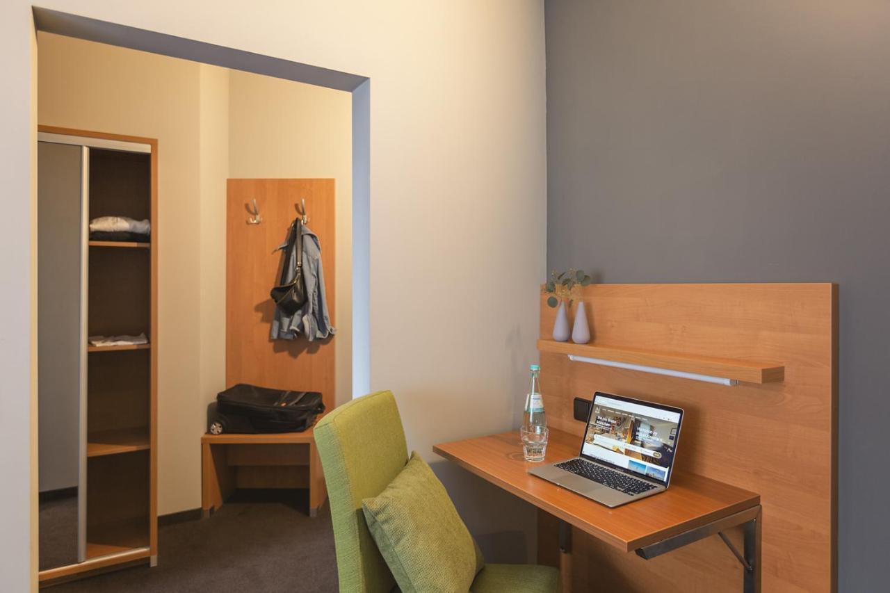 שטוטגרט Novum Hotel Bruy מראה חיצוני תמונה
