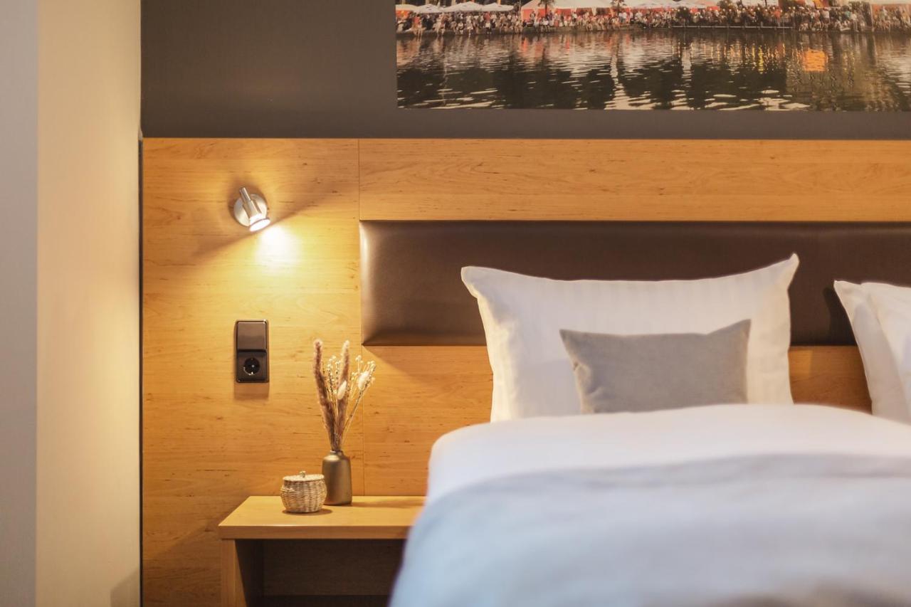 שטוטגרט Novum Hotel Bruy מראה חיצוני תמונה