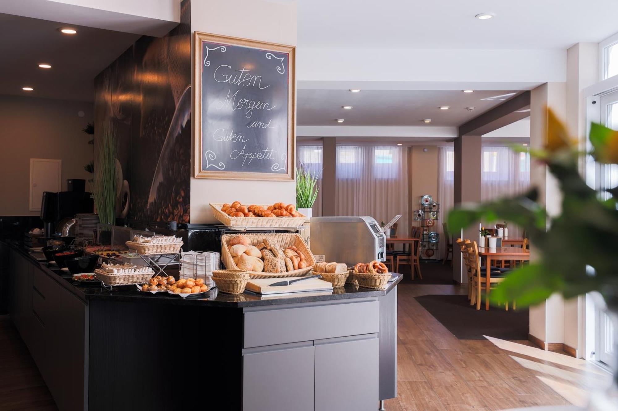 שטוטגרט Novum Hotel Bruy מראה חיצוני תמונה
